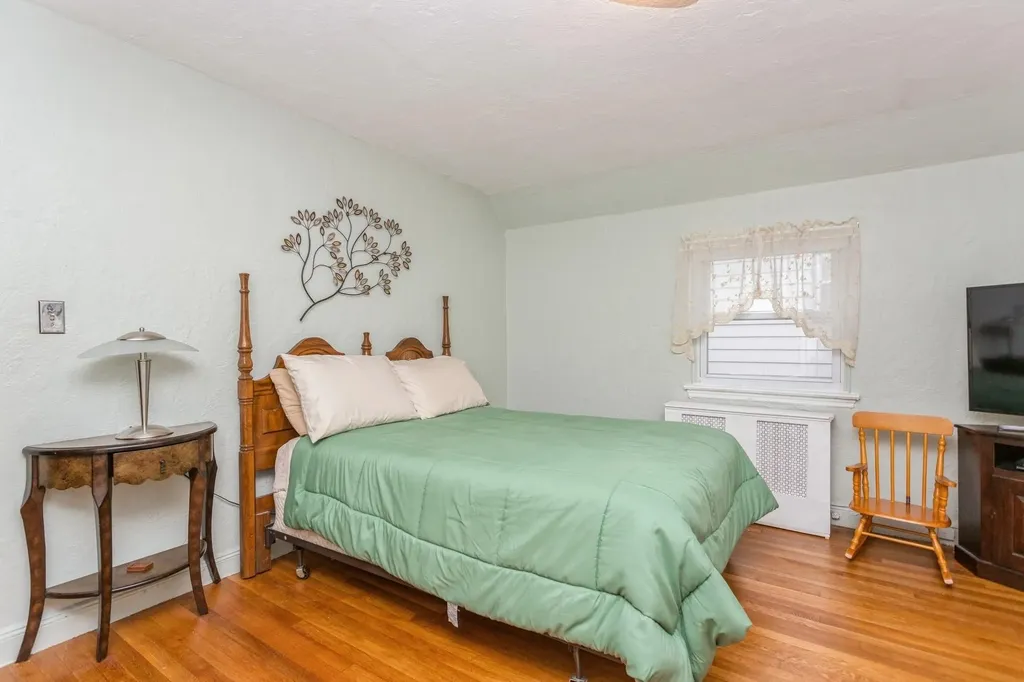 74 Bajart Place Yonkers NY 10705