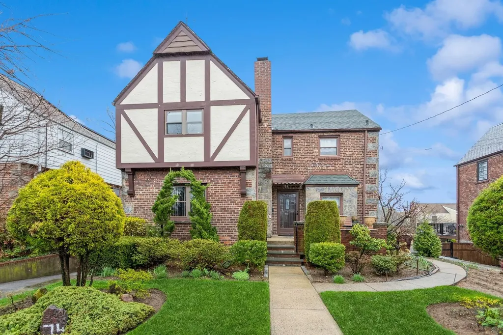 74 Bajart Place Yonkers NY 10705