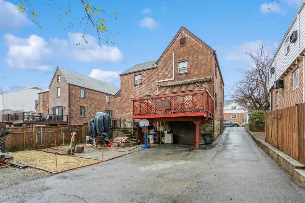 74 Bajart Place Yonkers NY 10705