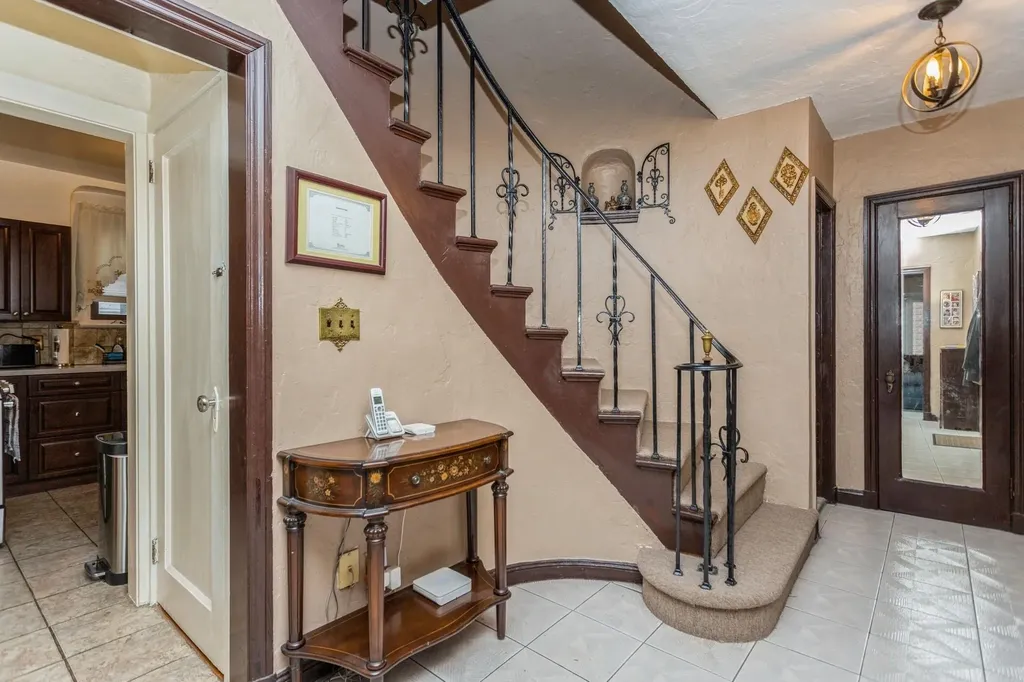74 Bajart Place Yonkers NY 10705