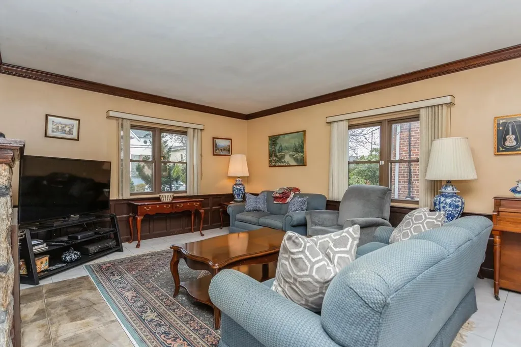 74 Bajart Place Yonkers NY 10705