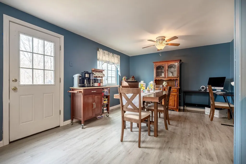 1406 Kings Way Carmel NY 10512