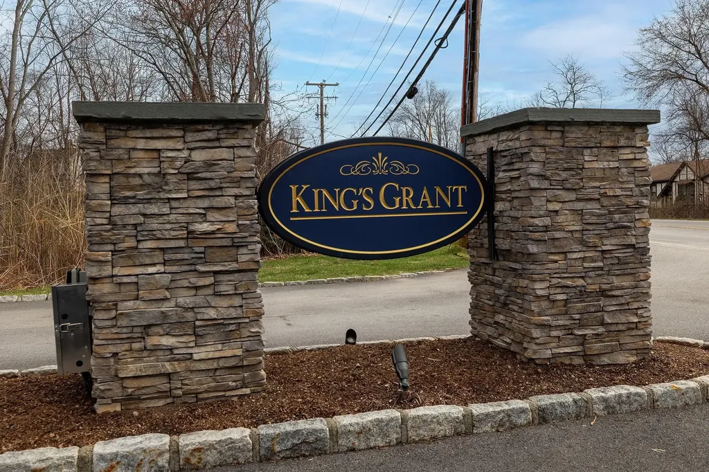 1406 Kings Way Carmel NY 10512