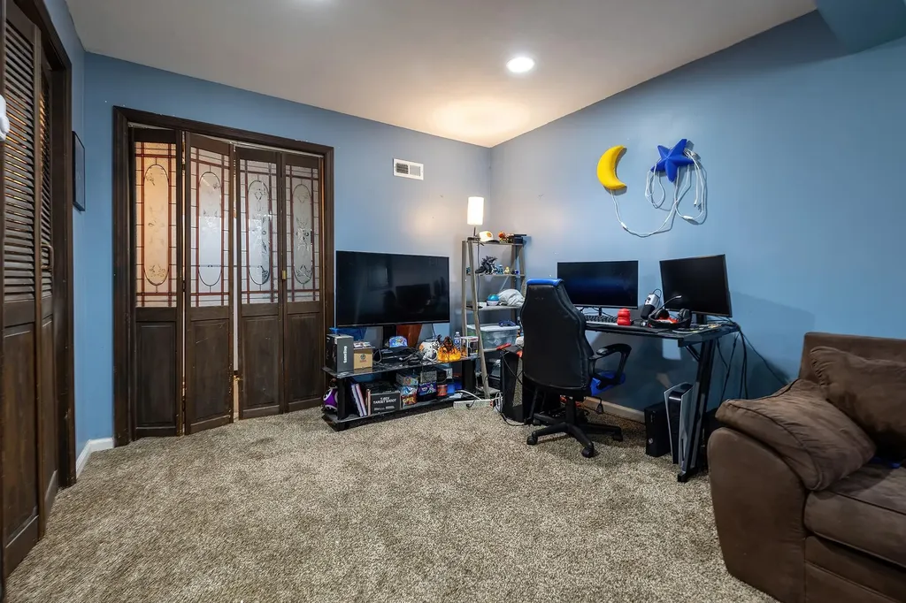 1406 Kings Way Carmel NY 10512