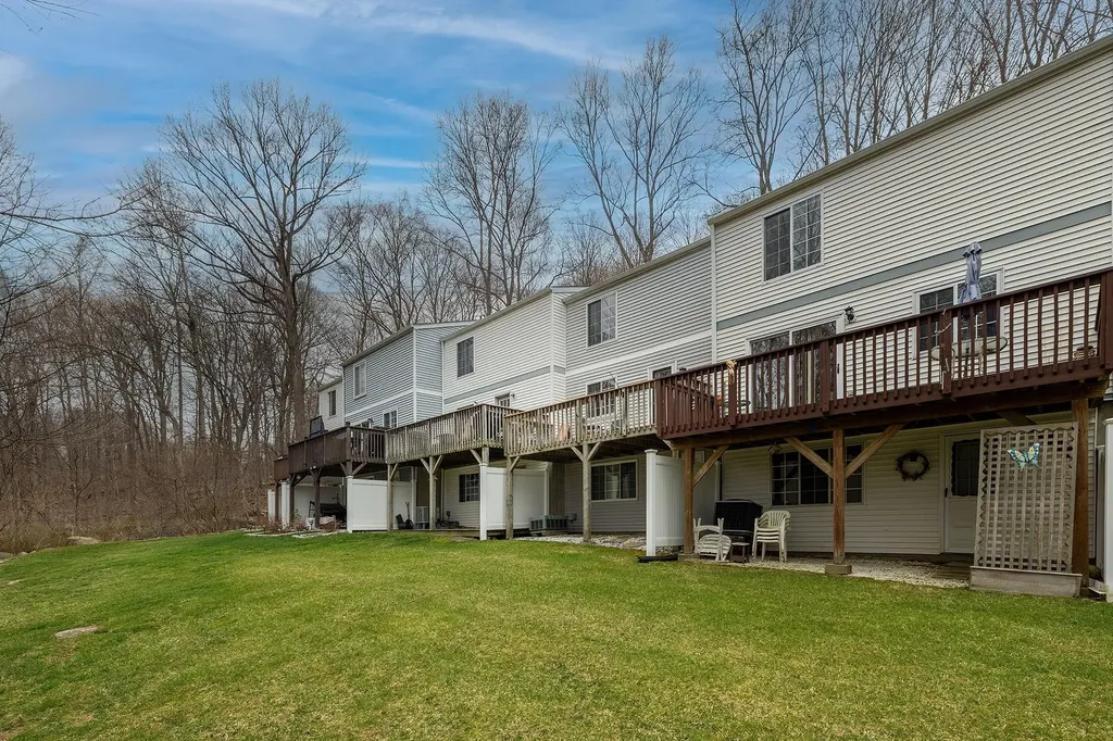 1406 Kings Way Carmel NY 10512
