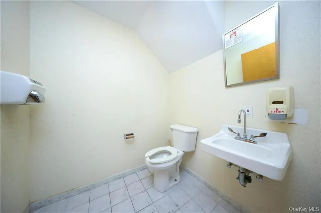 8710 5th Avenue Brooklyn NY 11209