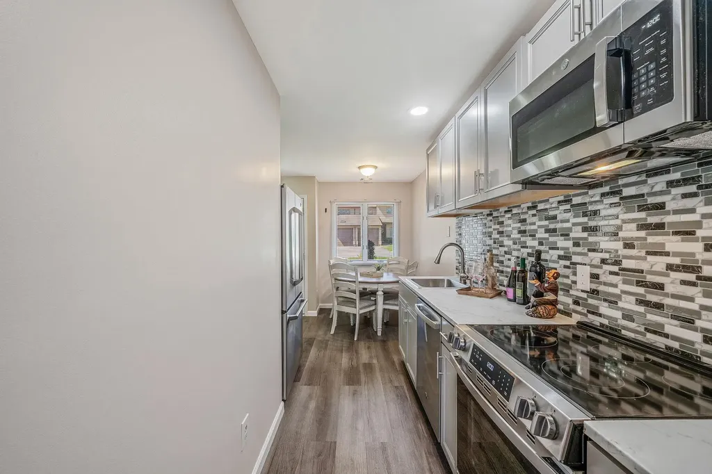 30 Jeremy Circle Nesconset NY 11767