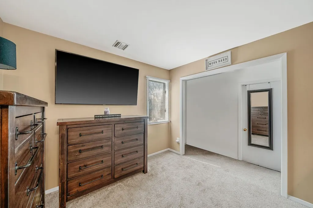 30 Jeremy Circle Nesconset NY 11767