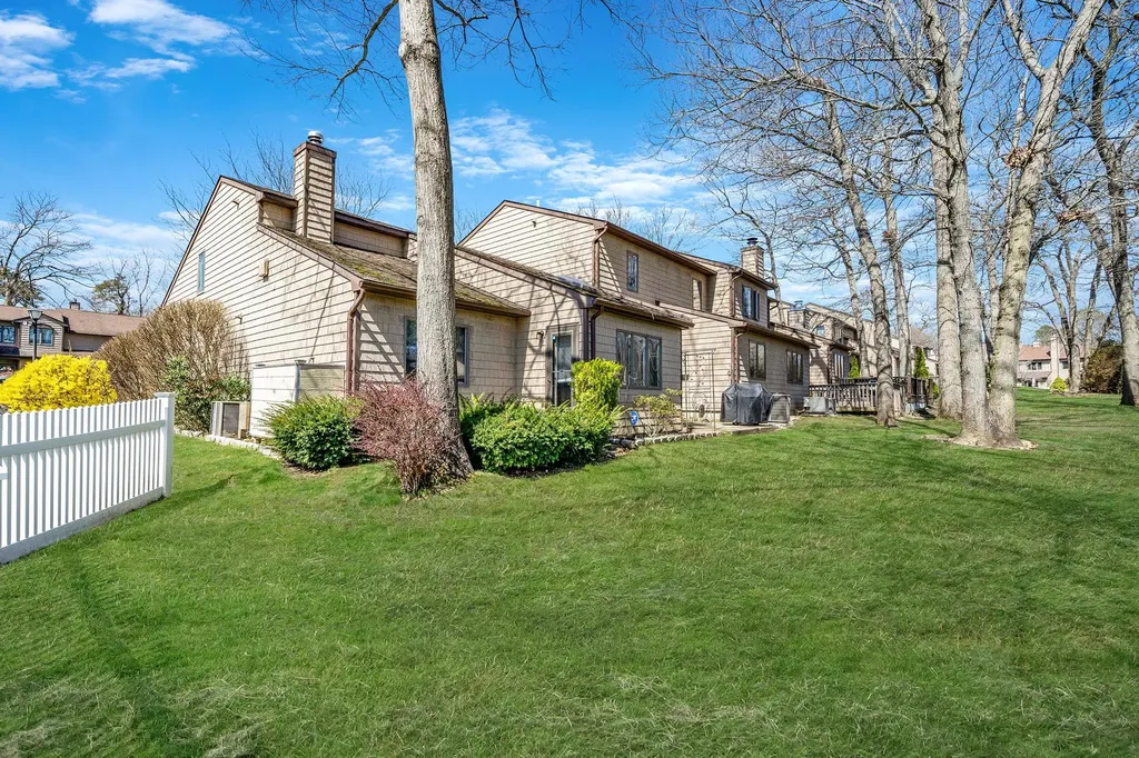 30 Jeremy Circle Nesconset NY 11767