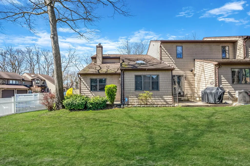 30 Jeremy Circle Nesconset NY 11767
