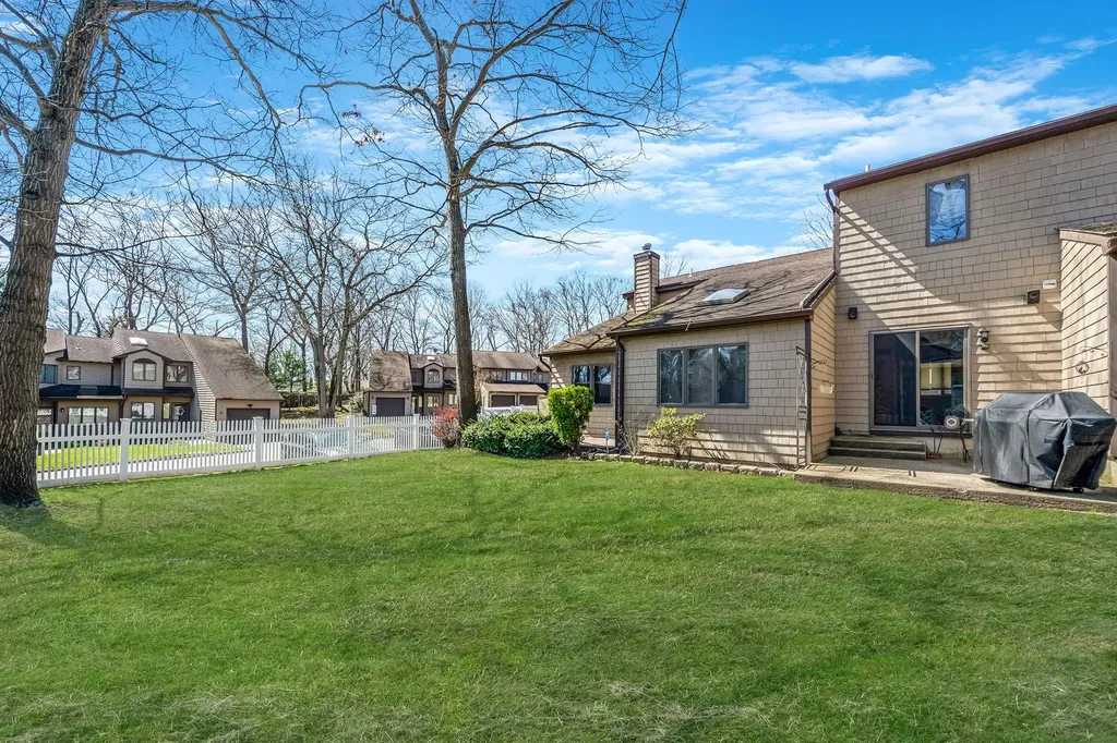 30 Jeremy Circle Nesconset NY 11767