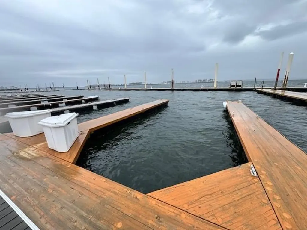 148 City Isalnd Avenue Bronx NY 10464