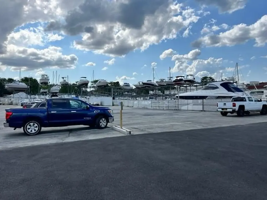 148 City Isalnd Avenue Bronx NY 10464