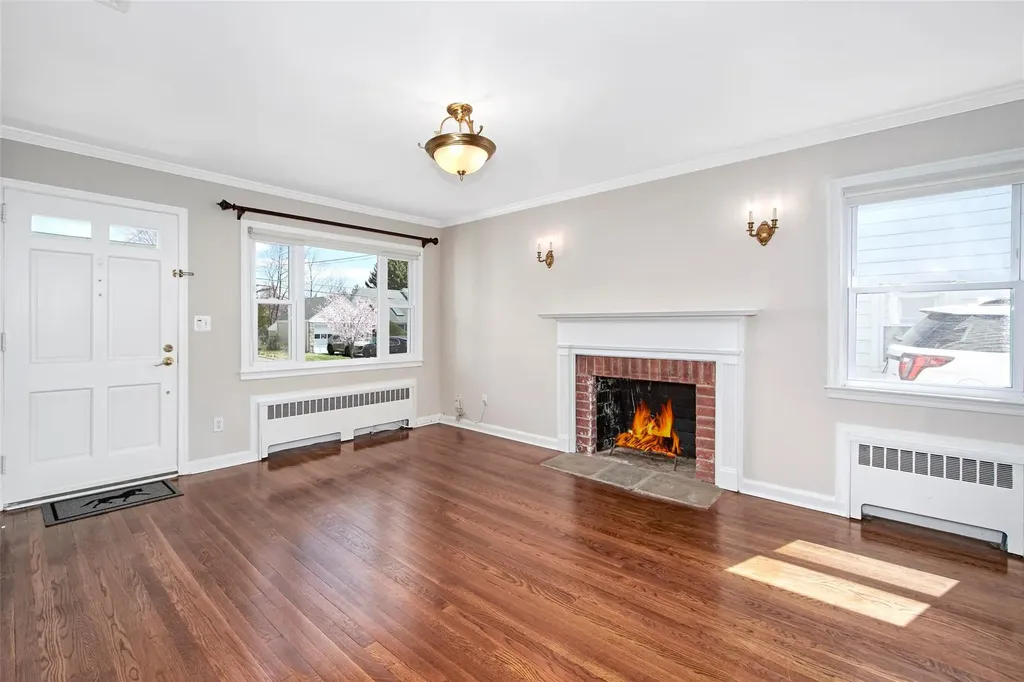 148 Frank Avenue Mamaroneck NY 10543
