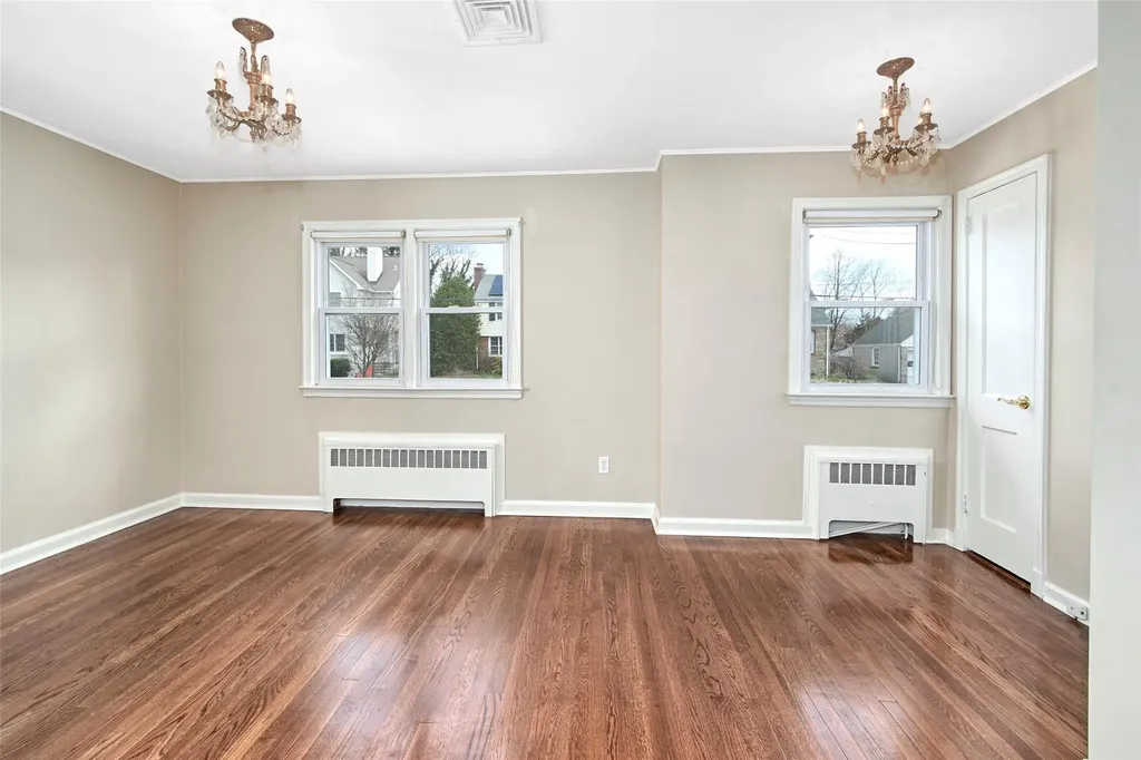148 Frank Avenue Mamaroneck NY 10543