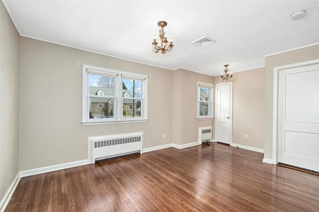 148 Frank Avenue Mamaroneck NY 10543