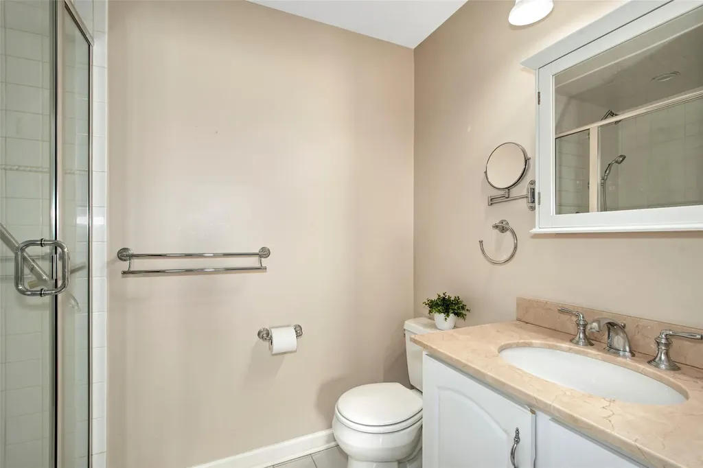 148 Frank Avenue Mamaroneck NY 10543
