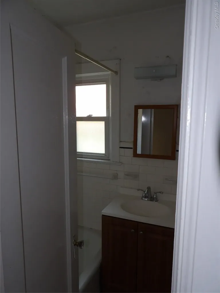413 Hancock Avenue Mount Vernon NY 10553