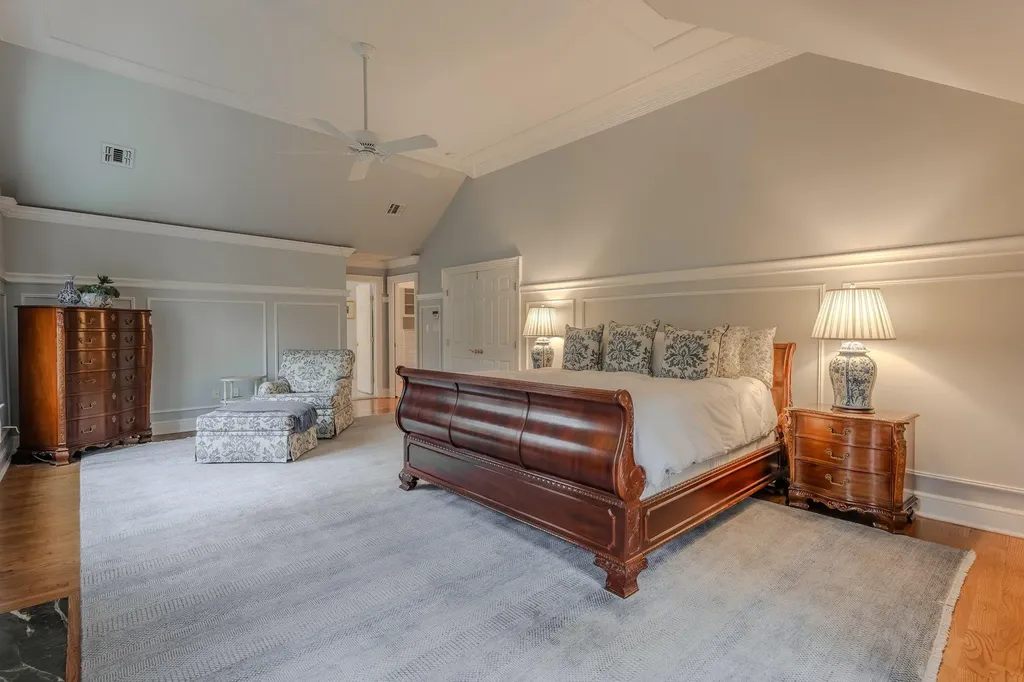 51 Lloyd Lane Lloyd Harbor NY 11743