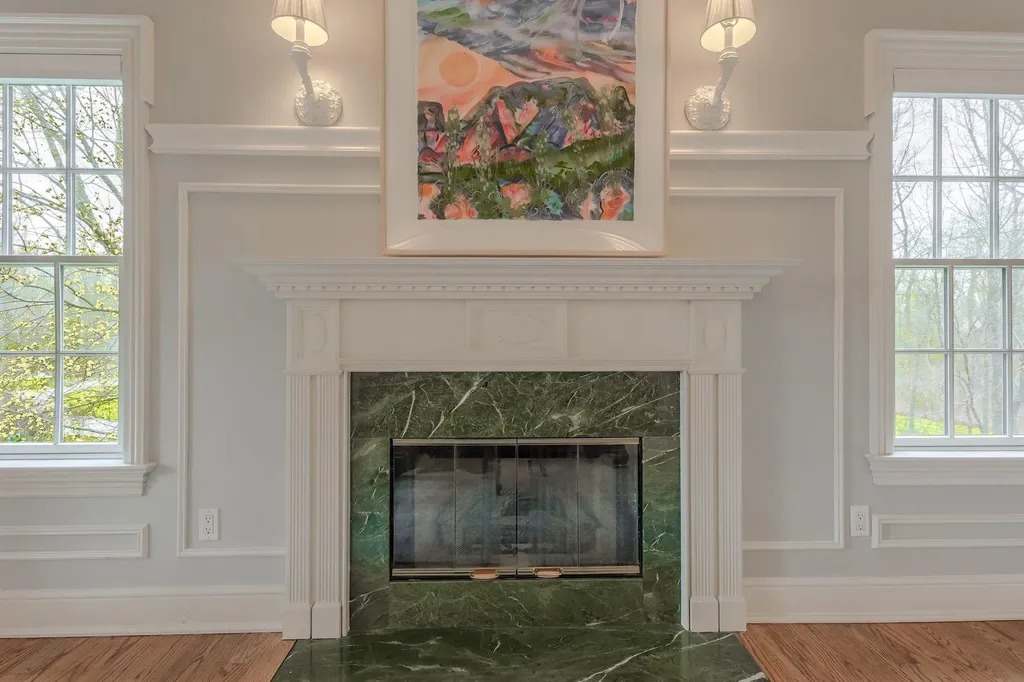 51 Lloyd Lane Lloyd Harbor NY 11743
