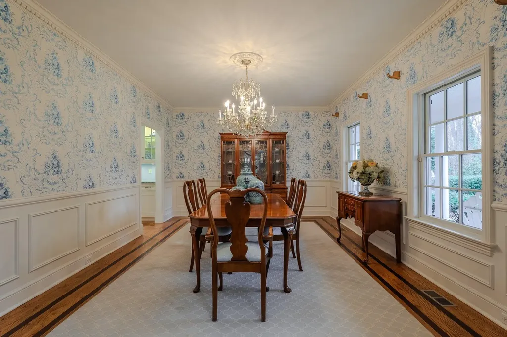 51 Lloyd Lane Lloyd Harbor NY 11743
