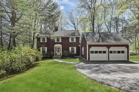 16 Gregory Lane Millwood NY 10546