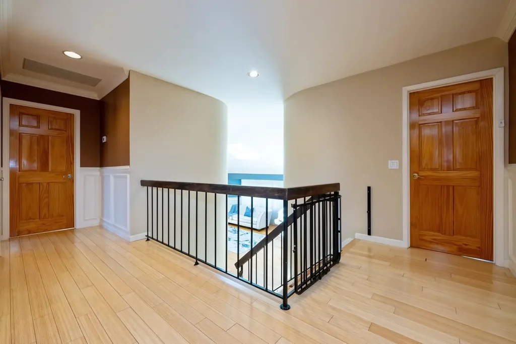 3592 Lorrie Drive Oceanside NY 11572