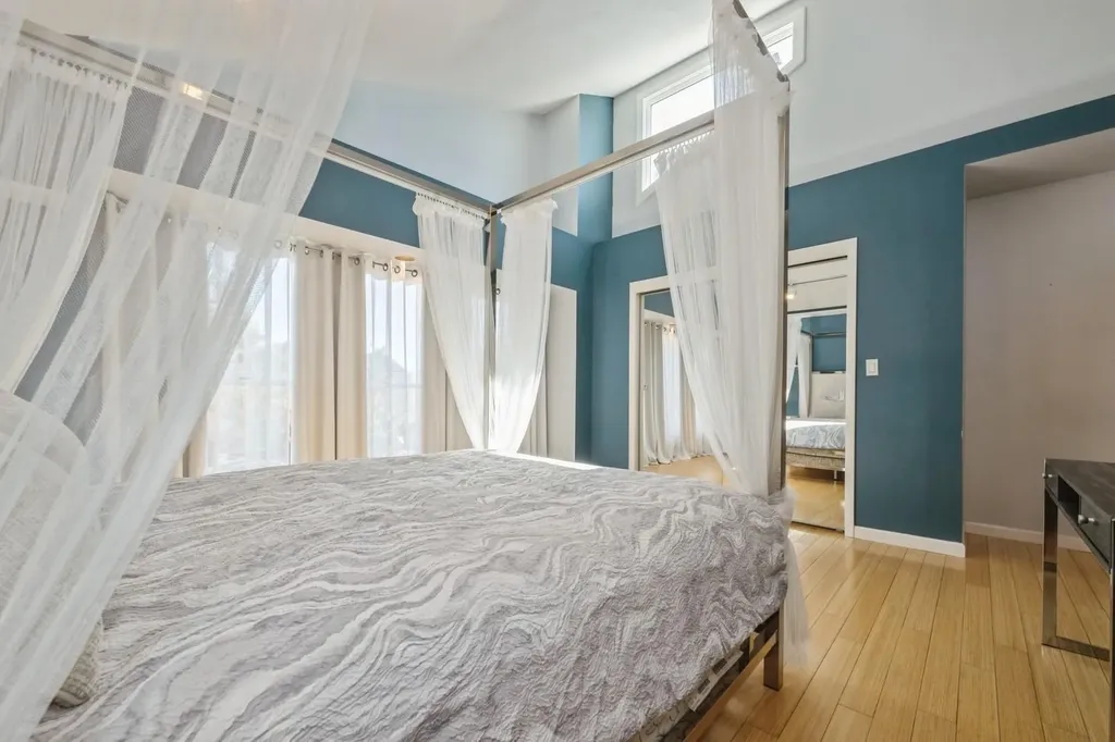 3592 Lorrie Drive Oceanside NY 11572