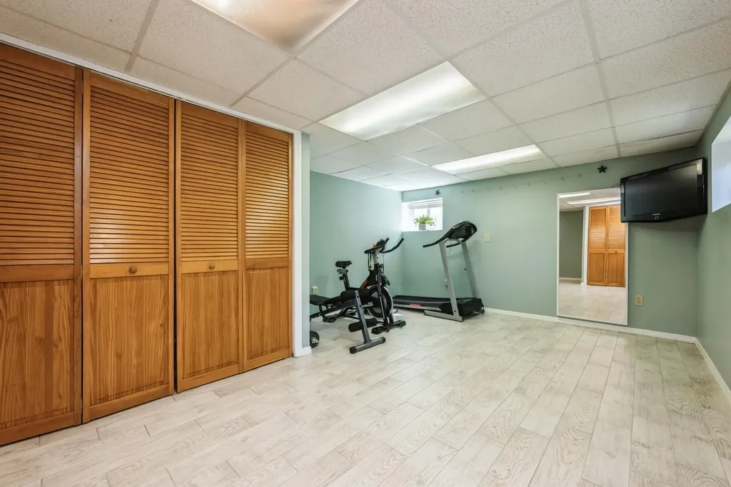 3592 Lorrie Drive Oceanside NY 11572