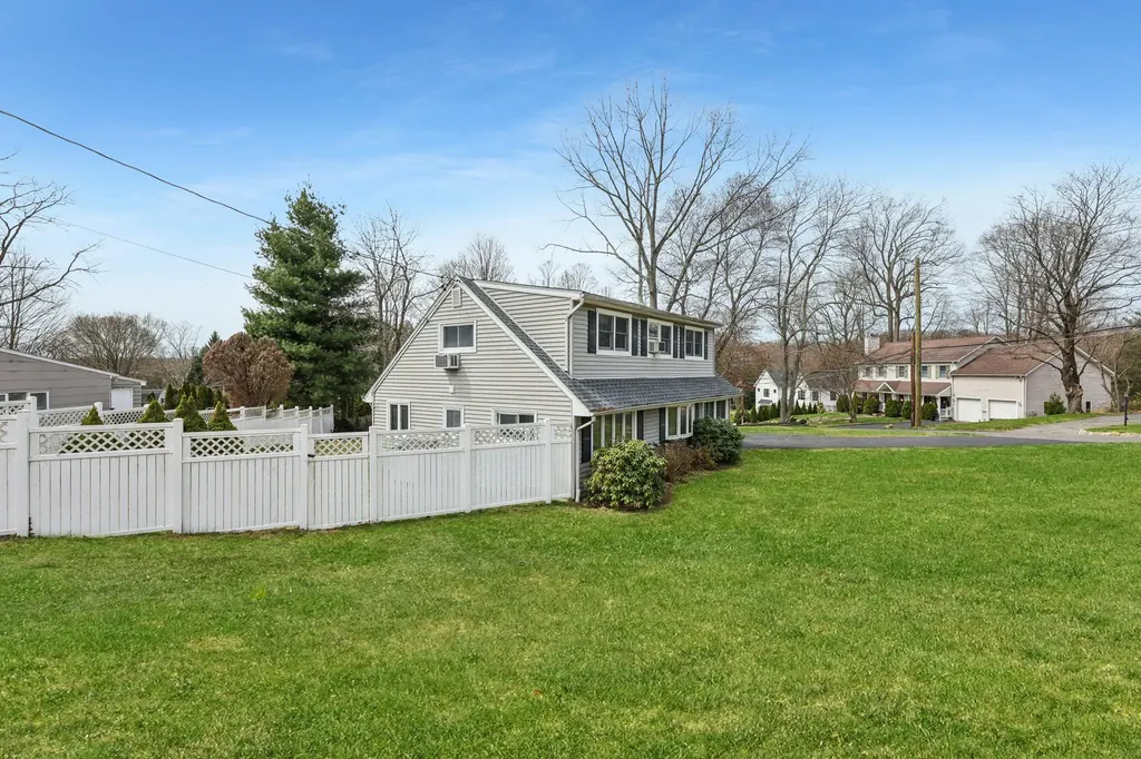 1 Lee Lane Rye Brook NY 10573