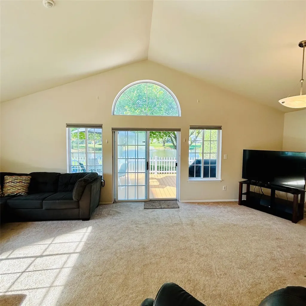 199 Gothic Circle Manorville NY 11949