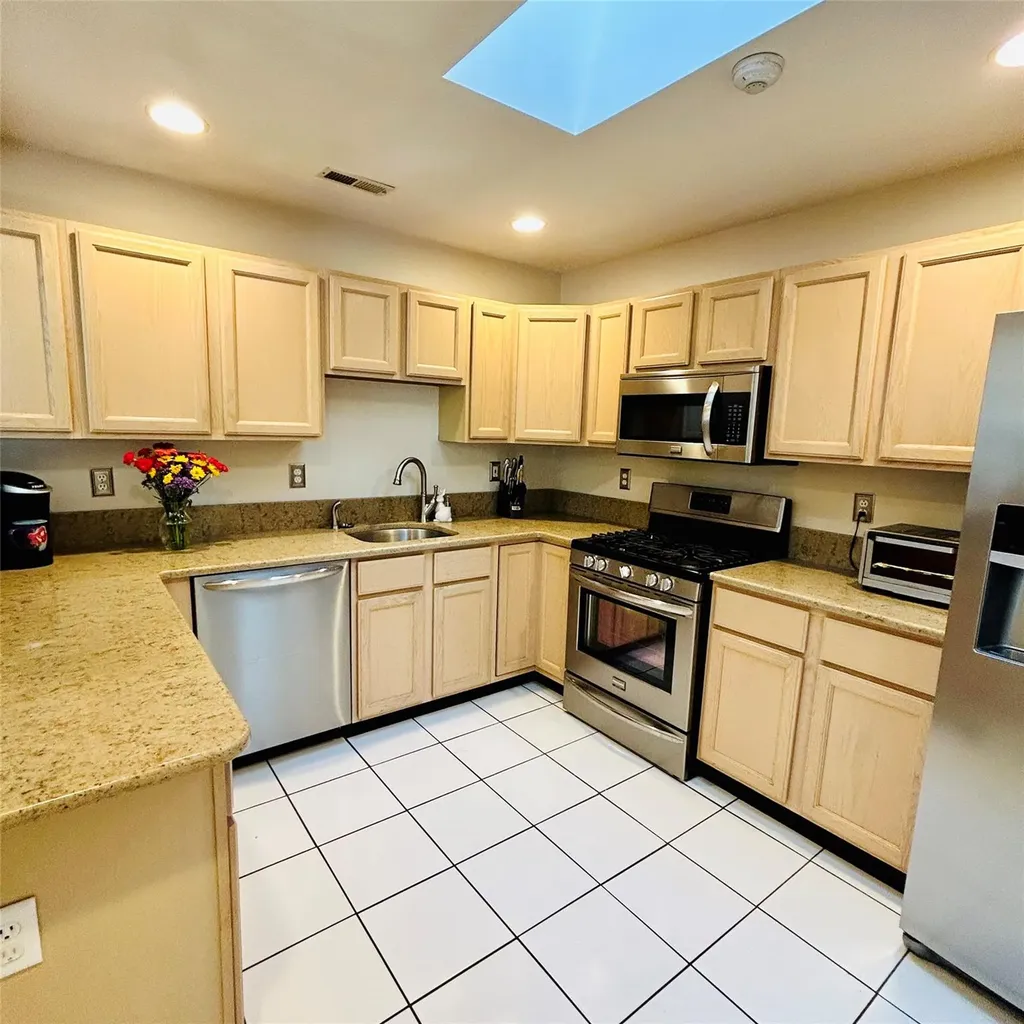 199 Gothic Circle Manorville NY 11949