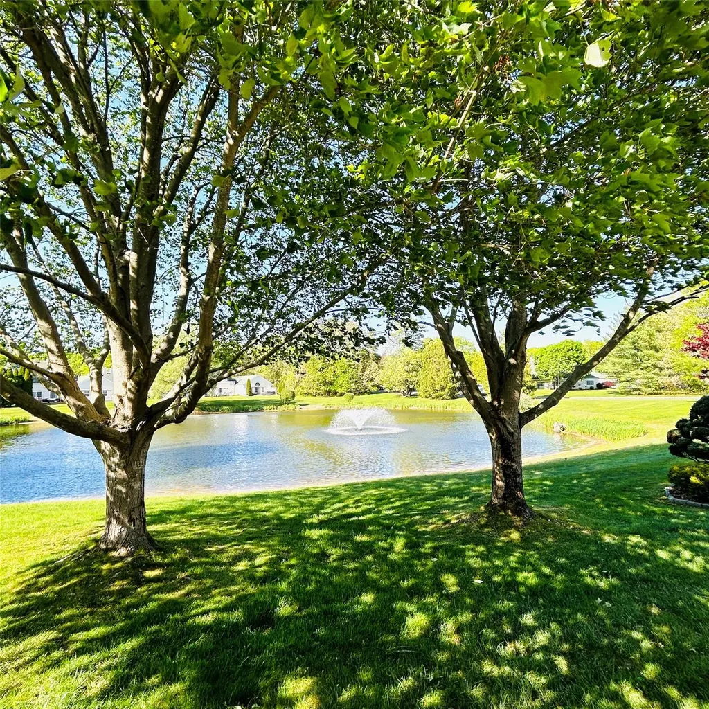 199 Gothic Circle Manorville NY 11949