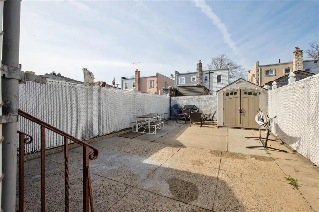 2064 E 73rd Street Brooklyn NY 11234