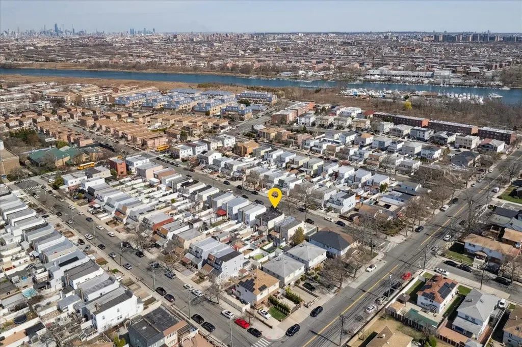 2064 E 73rd Street Brooklyn NY 11234