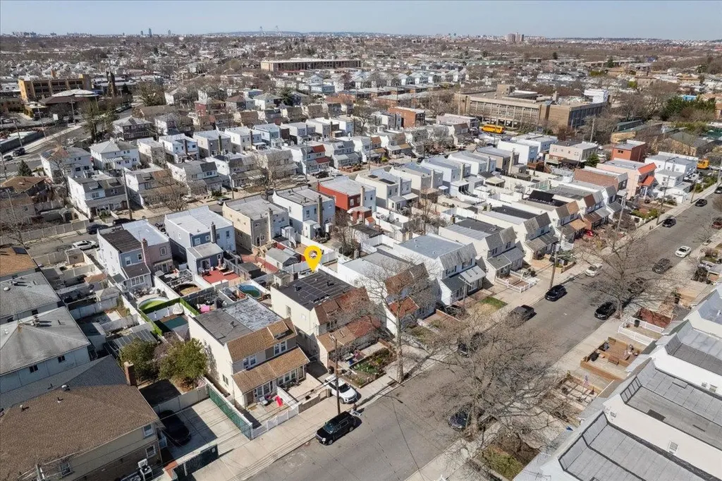 2064 E 73rd Street Brooklyn NY 11234