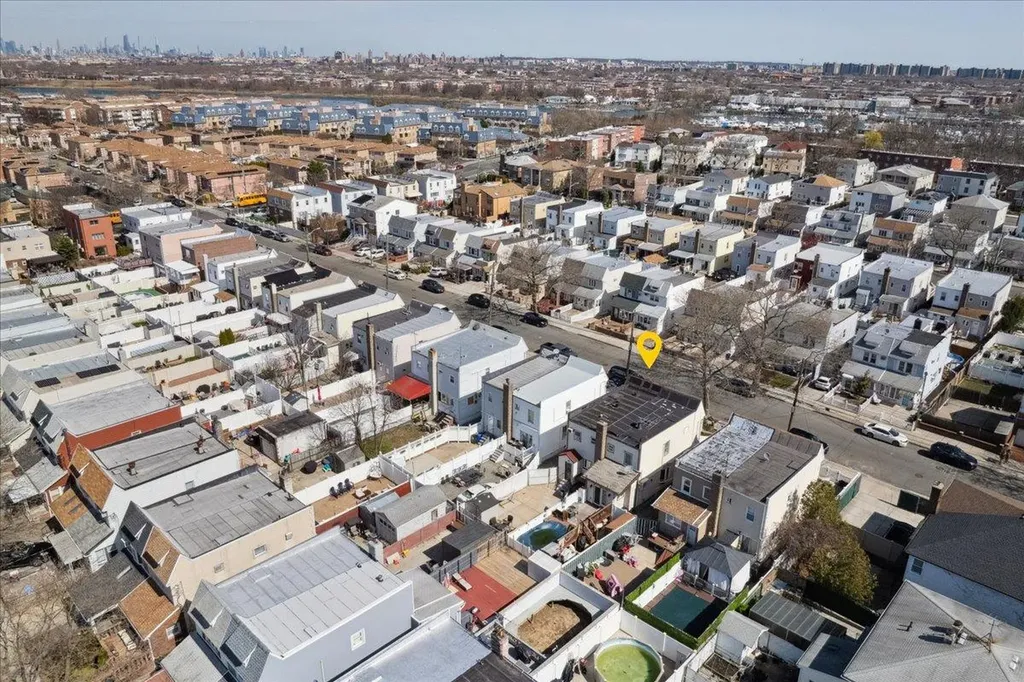 2064 E 73rd Street Brooklyn NY 11234