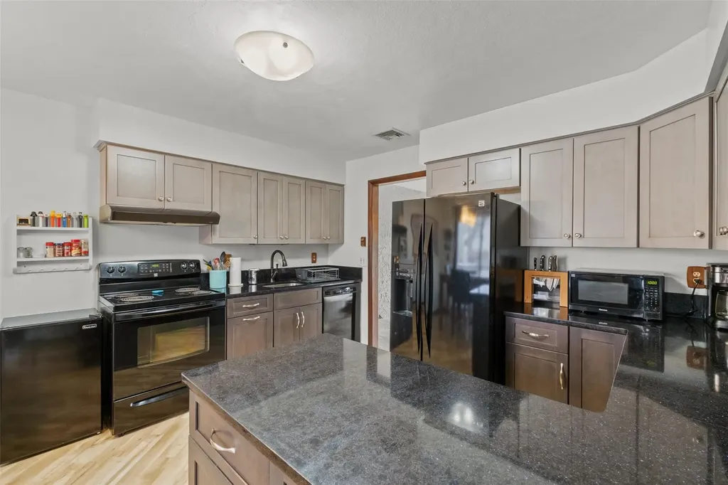 12 Miron Drive Poughkeepsie NY 12603