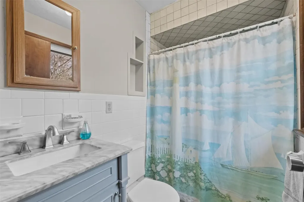 12 Miron Drive Poughkeepsie NY 12603