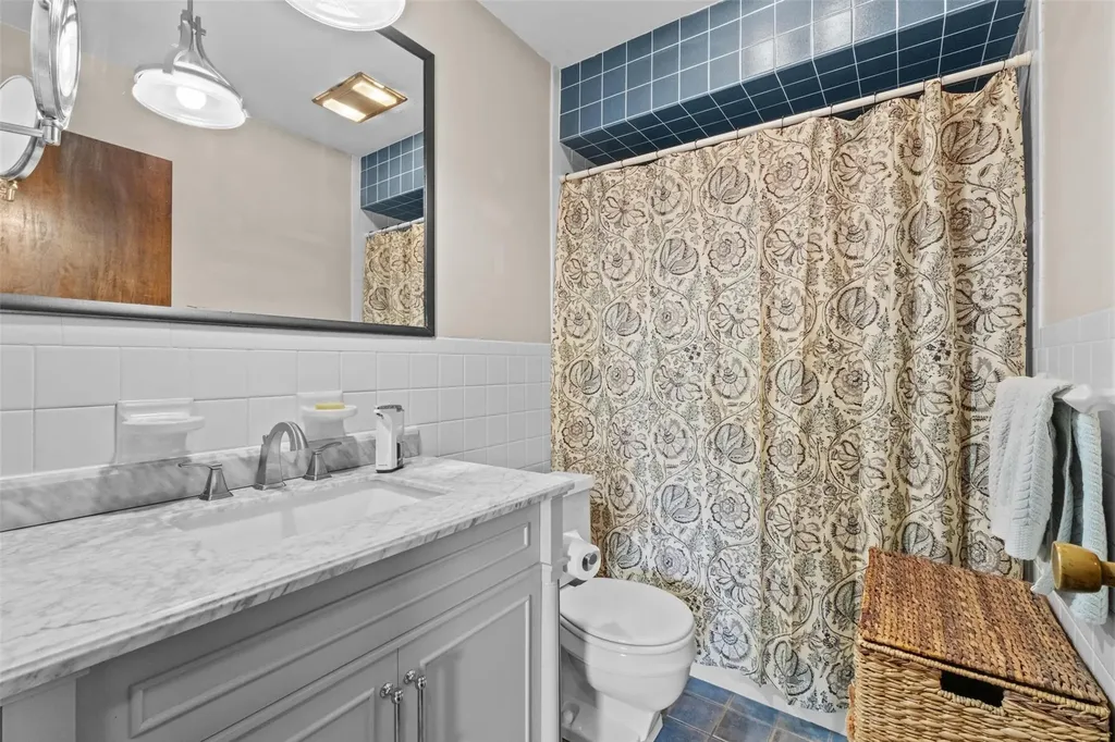 12 Miron Drive Poughkeepsie NY 12603
