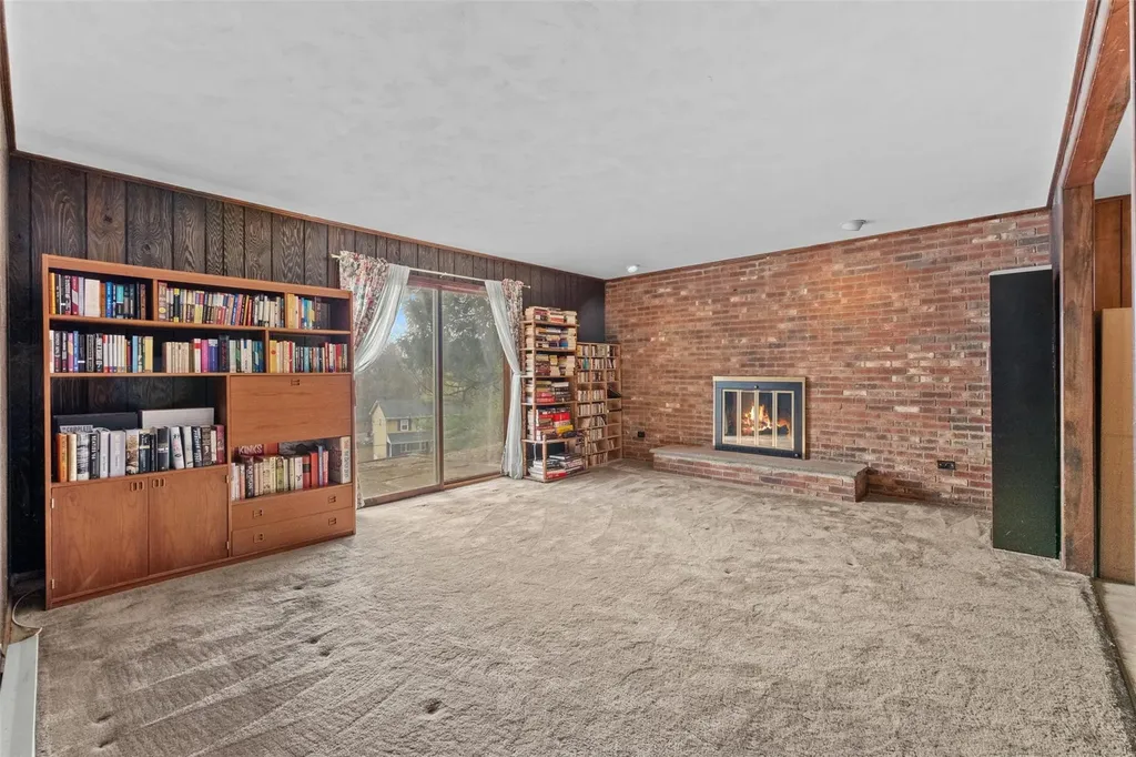 12 Miron Drive Poughkeepsie NY 12603