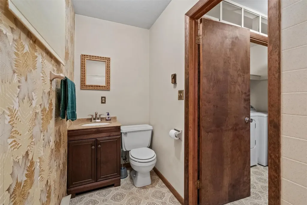 12 Miron Drive Poughkeepsie NY 12603