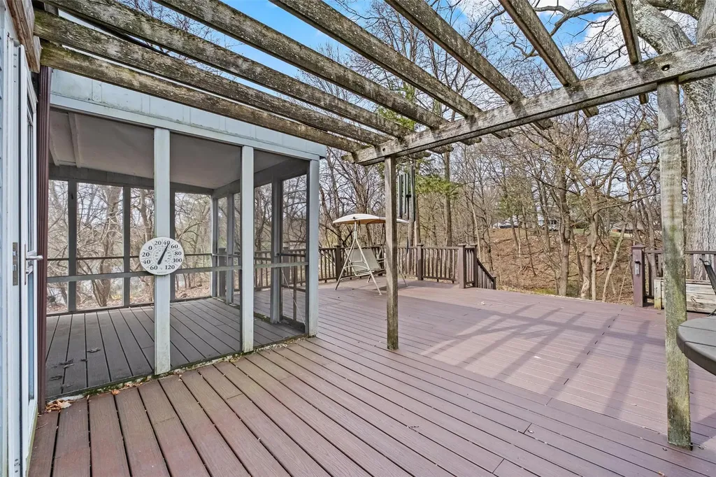 12 Miron Drive Poughkeepsie NY 12603