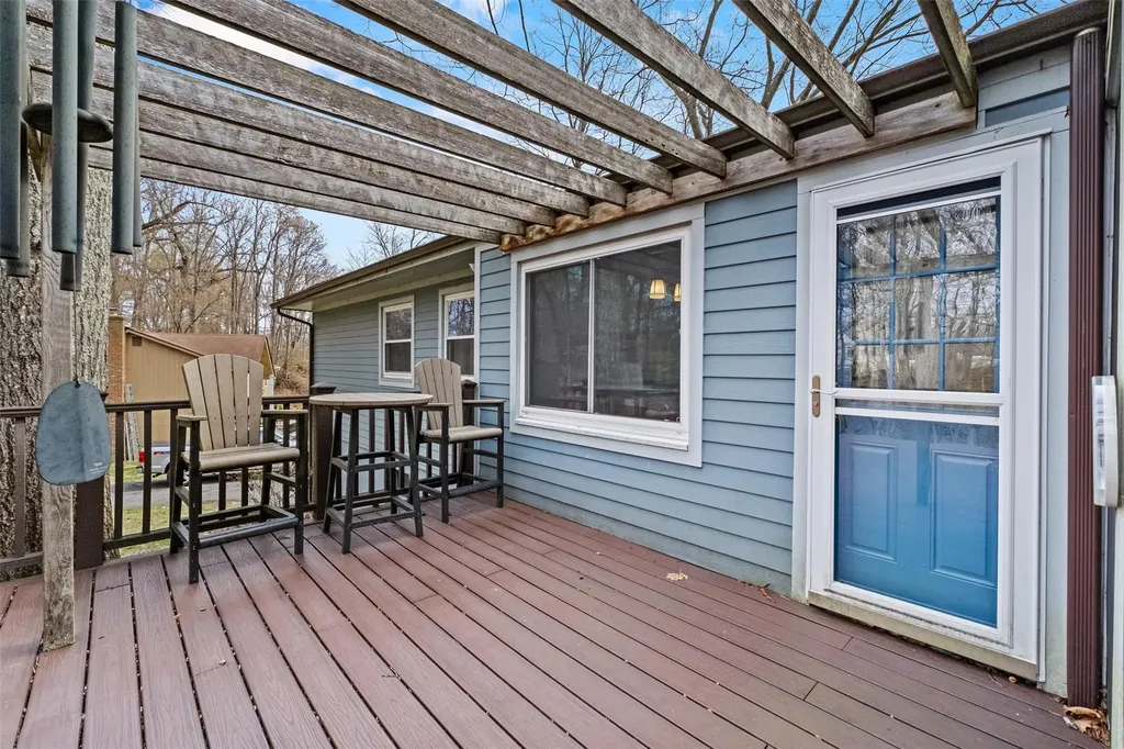 12 Miron Drive Poughkeepsie NY 12603