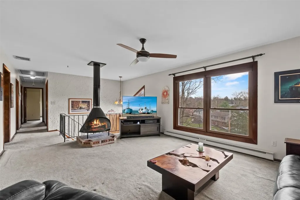 12 Miron Drive Poughkeepsie NY 12603