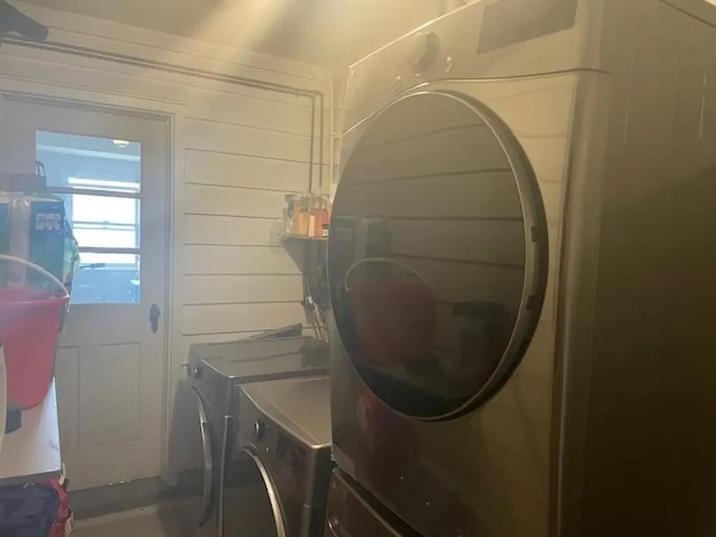 326 E Penn Street Long Beach NY 11561