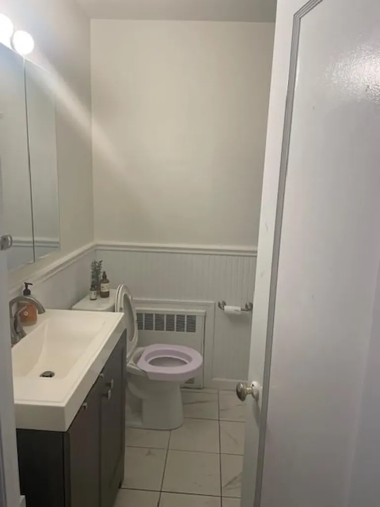 326 E Penn Street Long Beach NY 11561