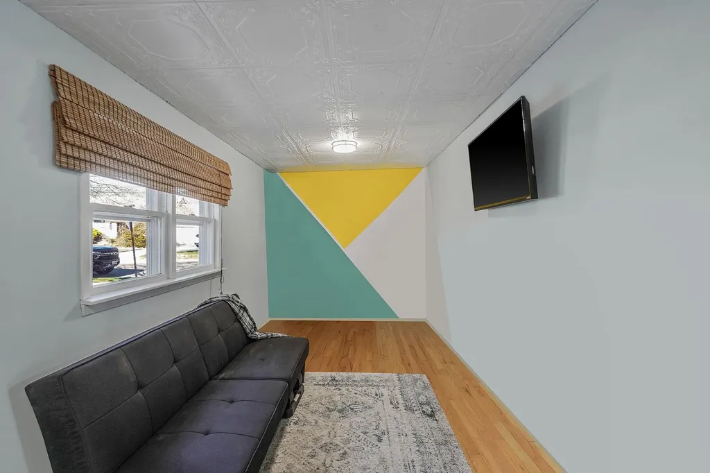 267 Smith Avenue Islip NY 11751