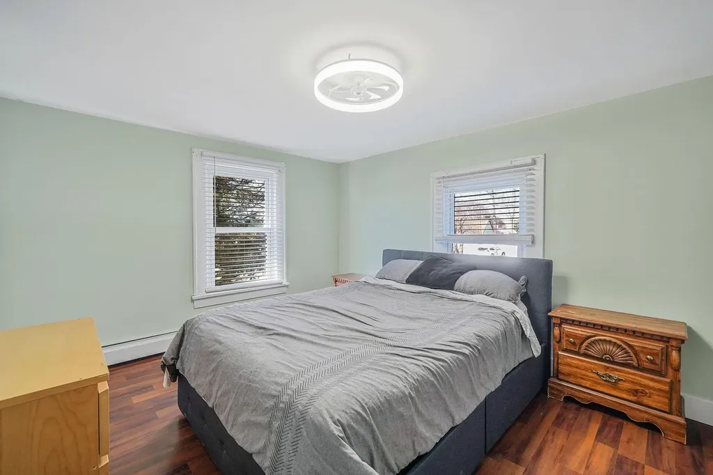 267 Smith Avenue Islip NY 11751