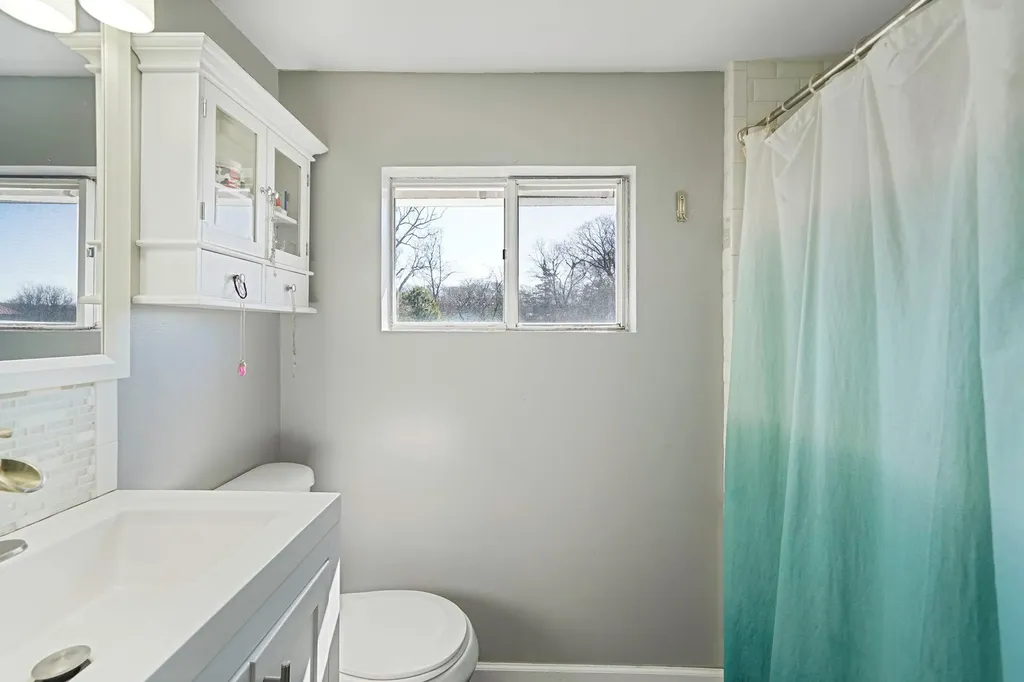 267 Smith Avenue Islip NY 11751